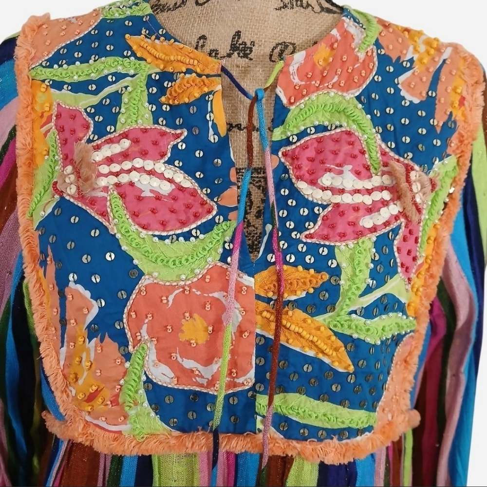 NEW Anthropologie VERB Tropical Rainbow Sequin Embroidered Peasant Top Medium - Picture 2 of 6